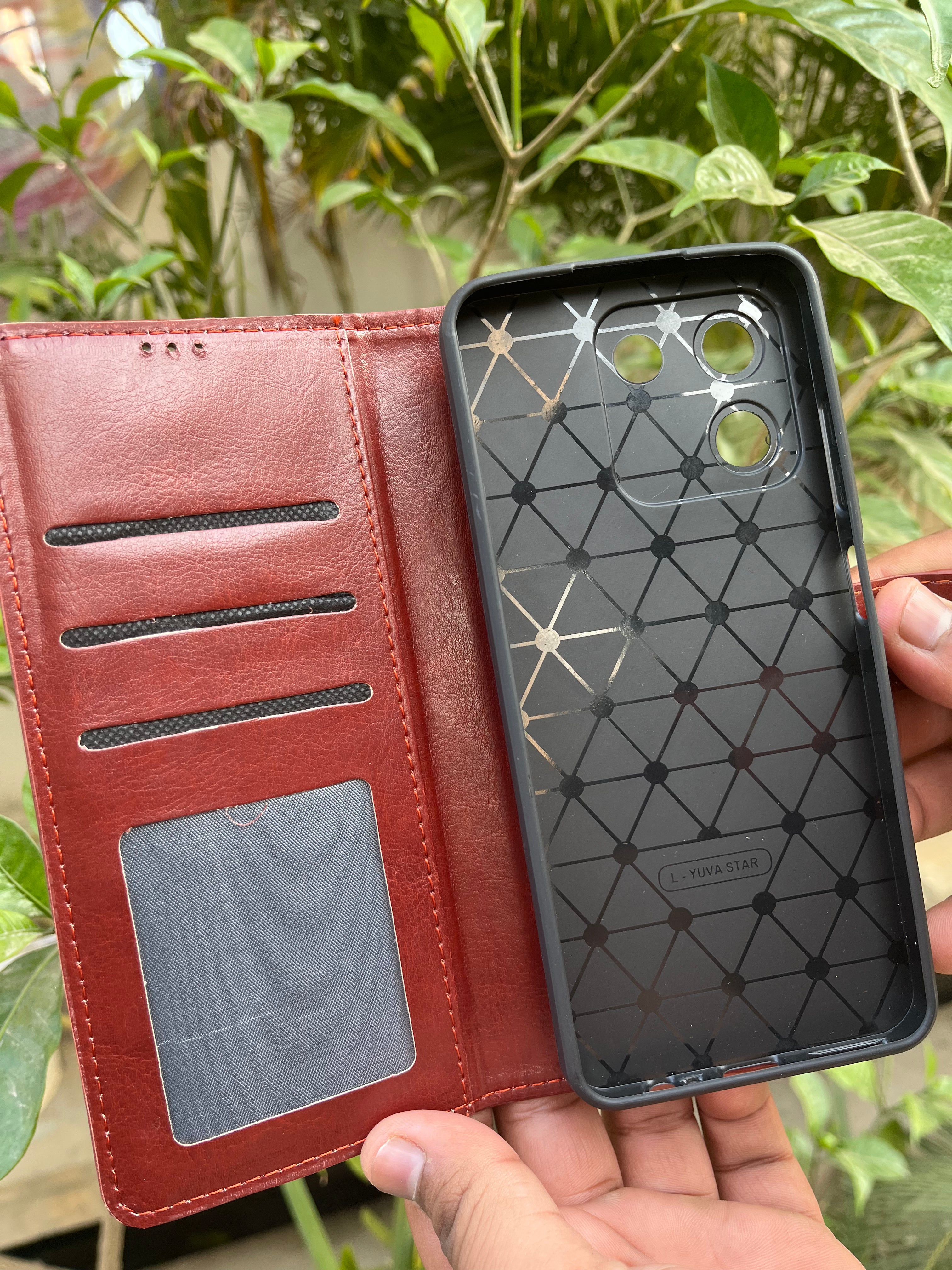 Yuva Star Flip cover - Brown